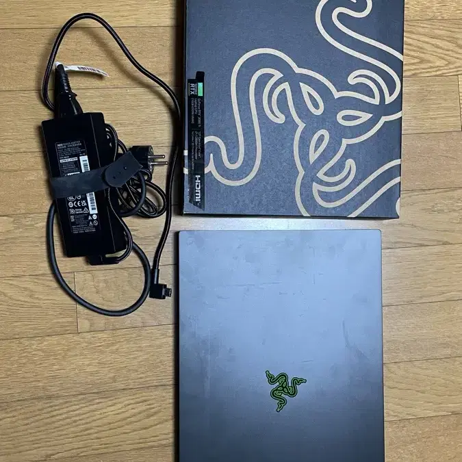 Razer Blade Pro 17inch 12Gen RTX3080Ti F