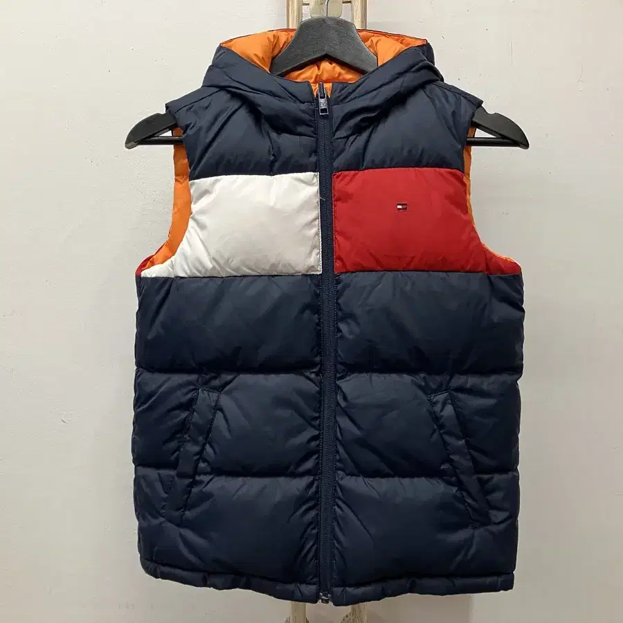 2 타미힐피거(TOMMY HILFIGER) 아동 양면 조끼 패딩 140