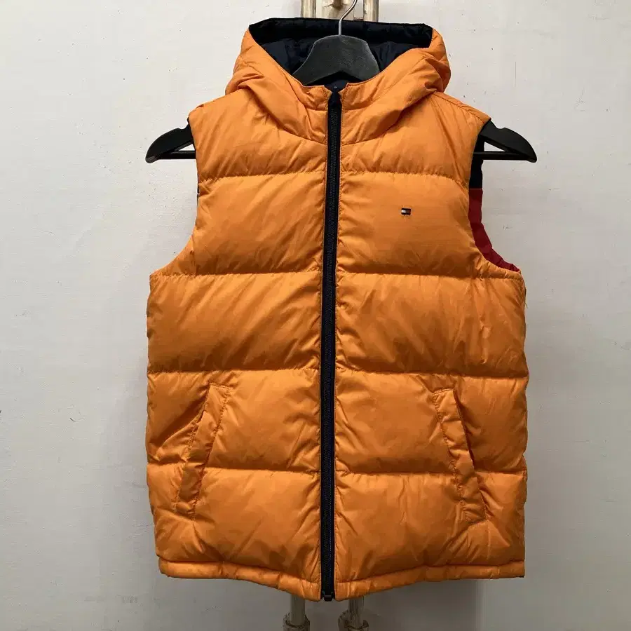 2 타미힐피거(TOMMY HILFIGER) 아동 양면 조끼 패딩 140