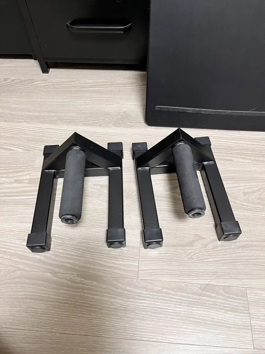 2-piece set of push-up bars