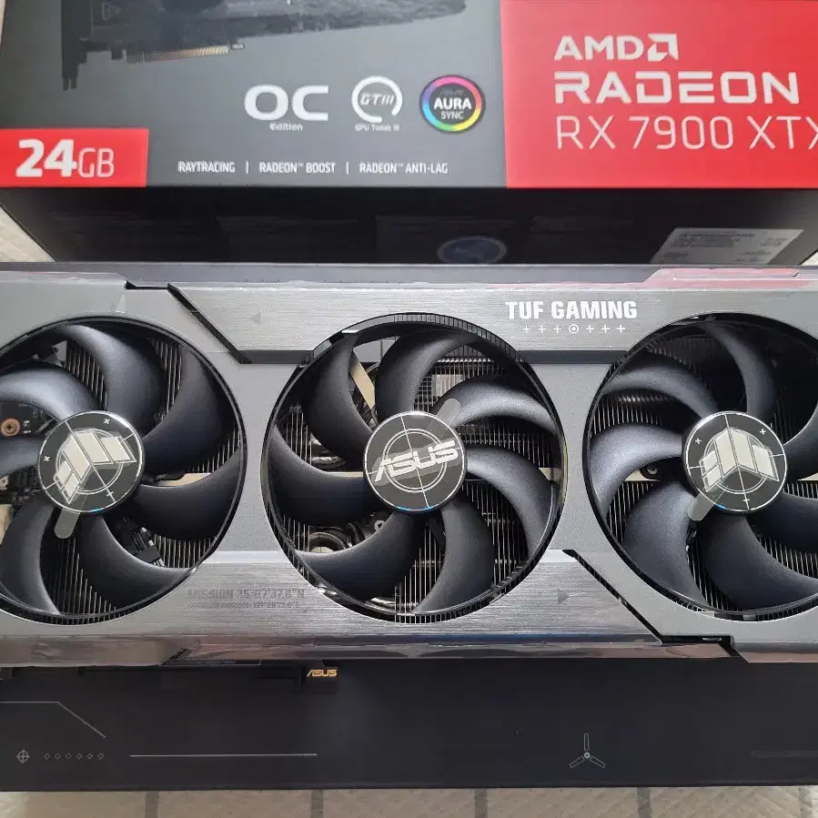 ASUS 라데온 RX 7900XTX TUF GAMING O24G 그래픽