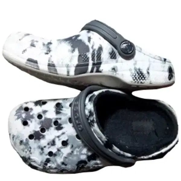 CROCS 도트 슬리퍼 | Unisex (14-7)