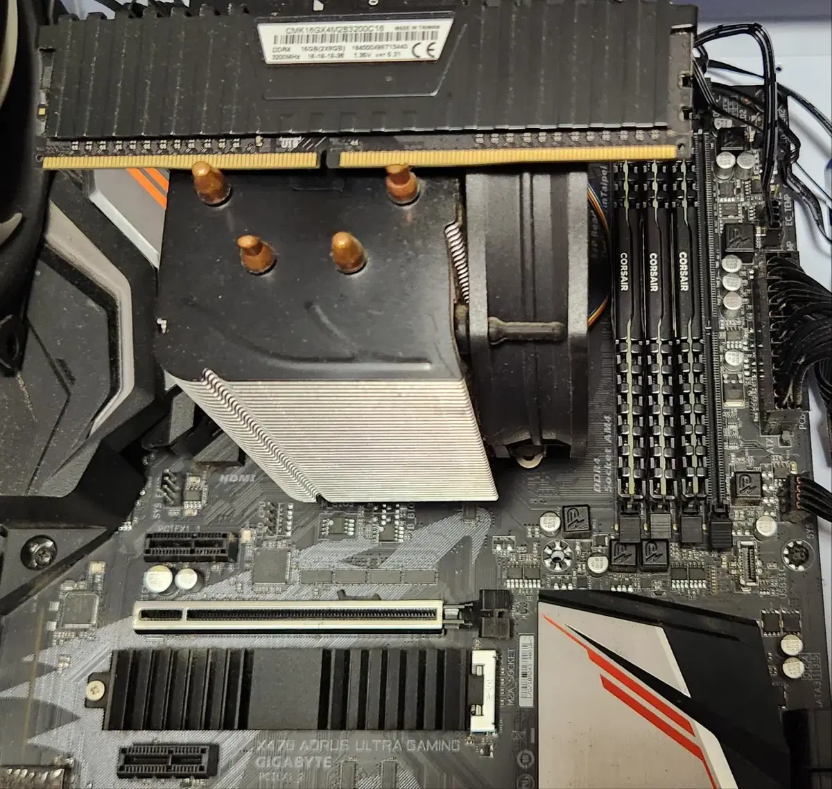 gigabyte X470 + 라이젠 2600x + ddr4 램