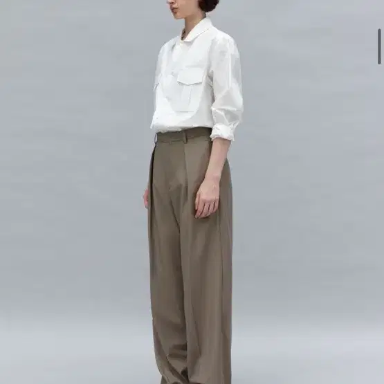 아우브아워 seasonless wide tuck slacks