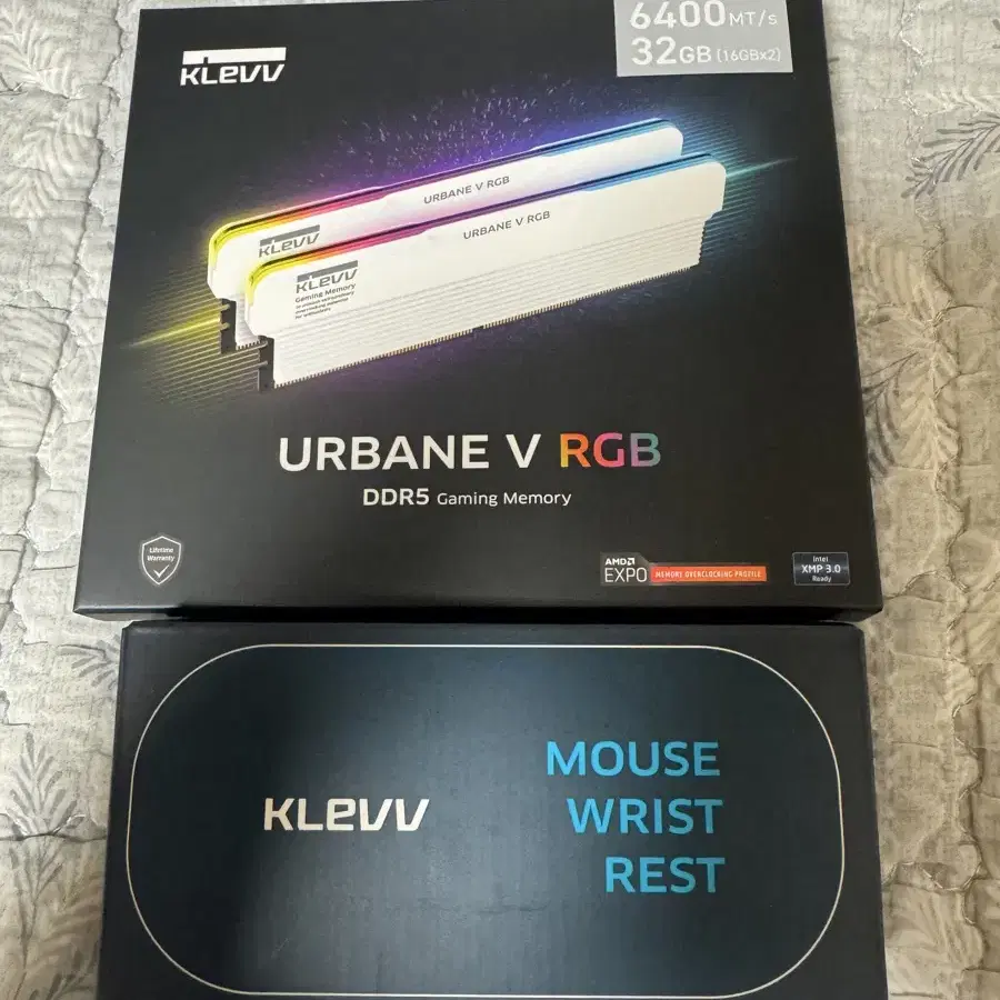 klevv urbane v rgb ddr5 램 32GB (16x2)