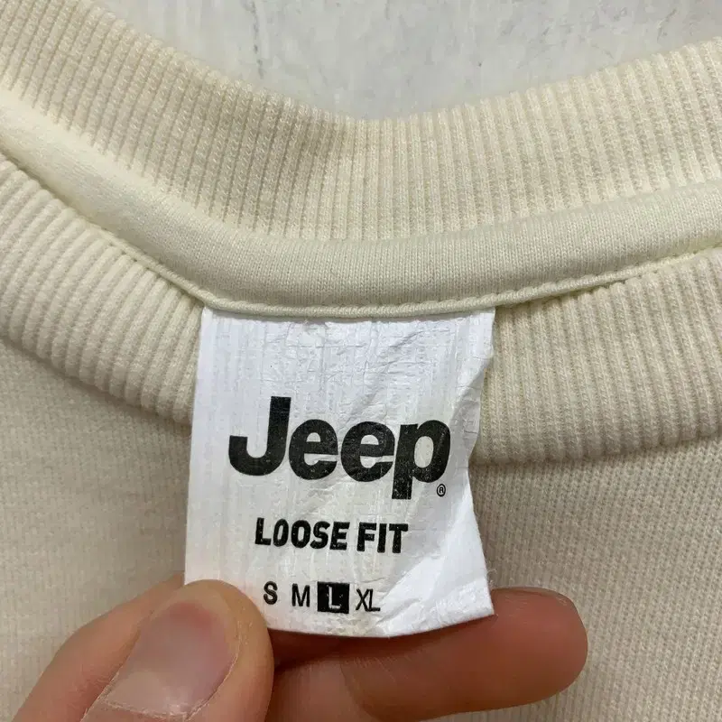 지프 JEEP 아이보리 빅로고 맨투맨 100 G01870