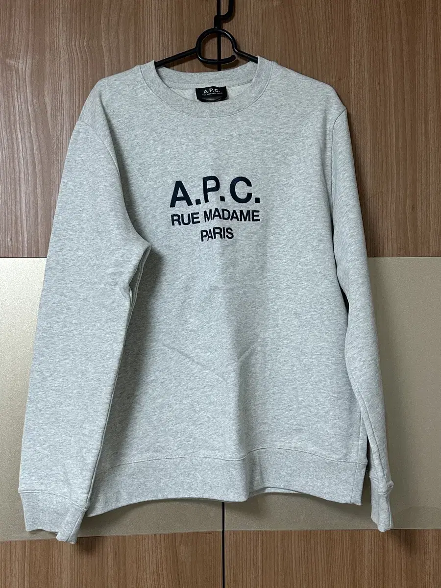 [급처] 아페쎄(APC) 루퍼스 로고 맨투맨(22SS)