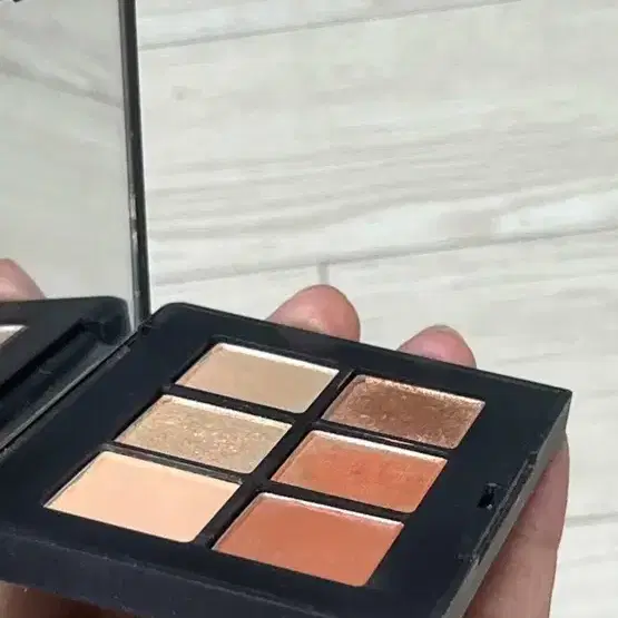 나스 NARS 넥타 아이섀도우 팔레트