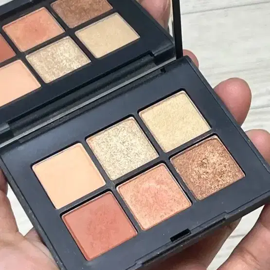 나스 NARS 넥타 아이섀도우 팔레트