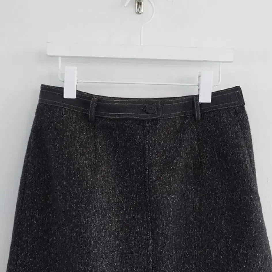 [새상품] 모크 m.o.k wool grain skirt M