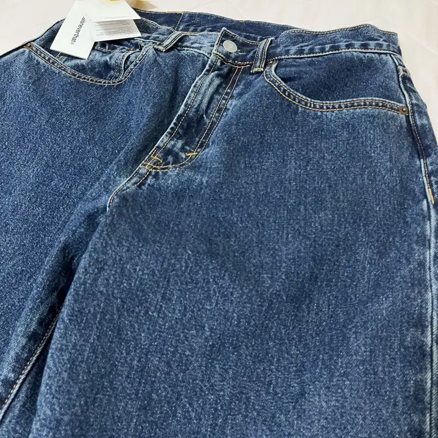 24FW 디스이즈네버댓 데님팬츠 Regular Jeans