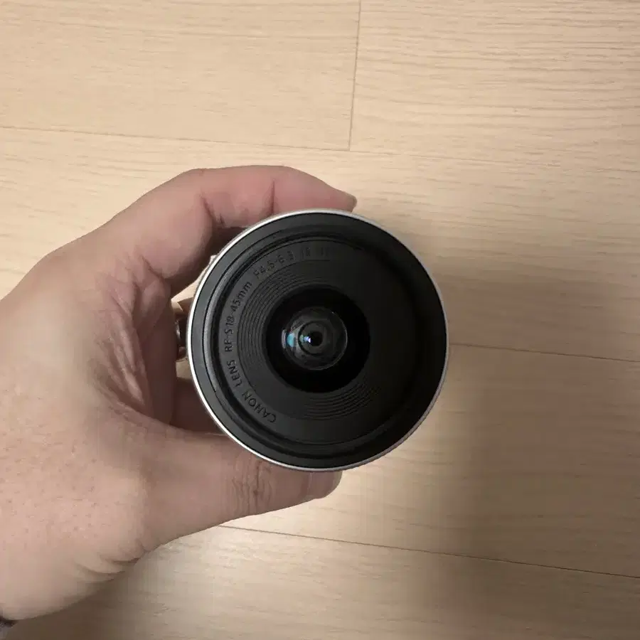 캐논 RF-S 18-45mm 렌즈 7만에 팝니다