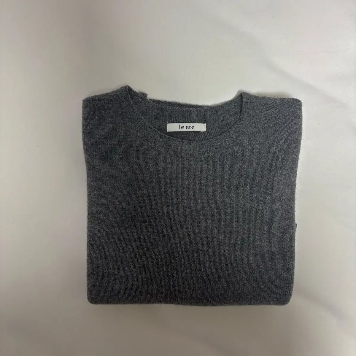 르에떼 leete 모크넥 스웨터 mockneck sweater