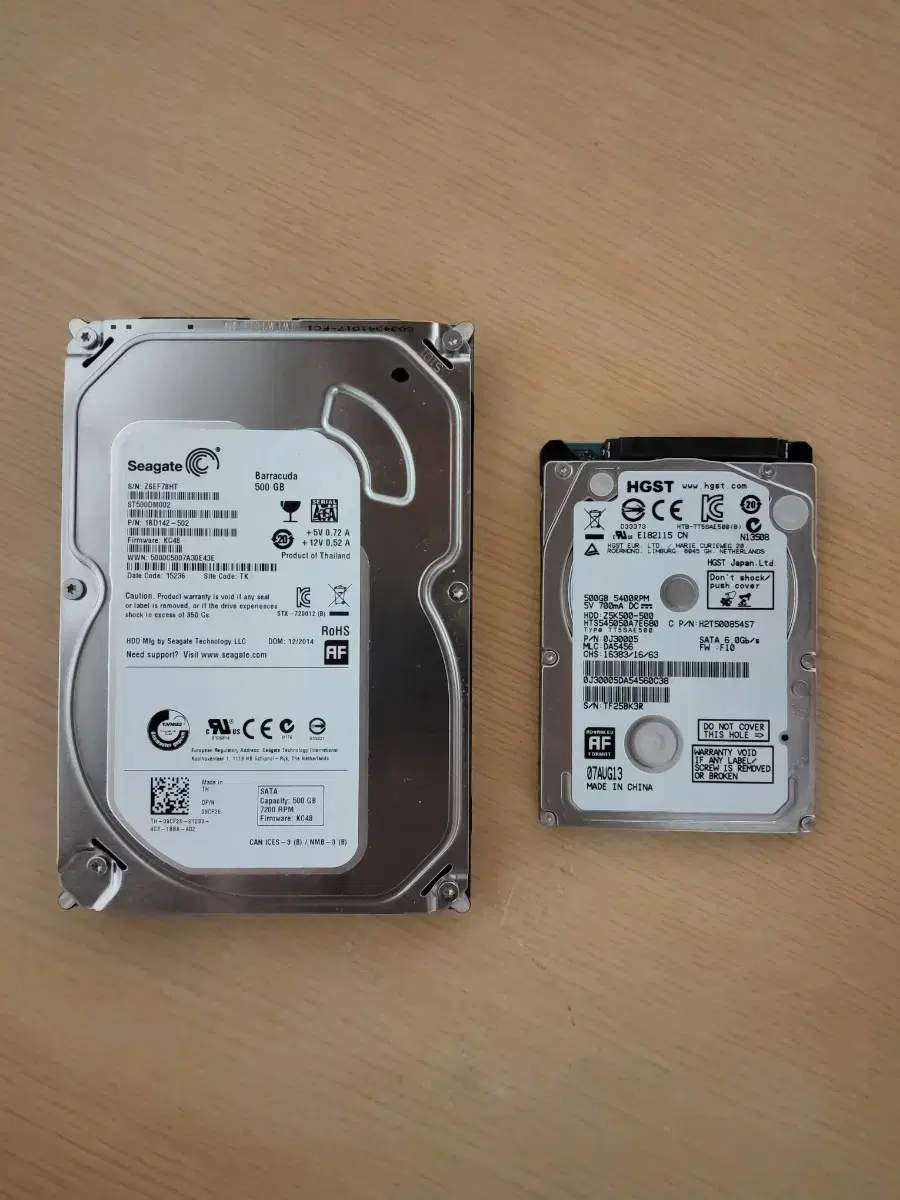 씨게이트 500G  3.5 1개,HGST 500G 2.5 1개/ 2개