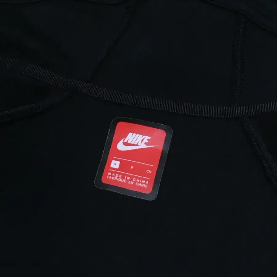 (착샷) Nike Women TechPack Hoodie Zip Up