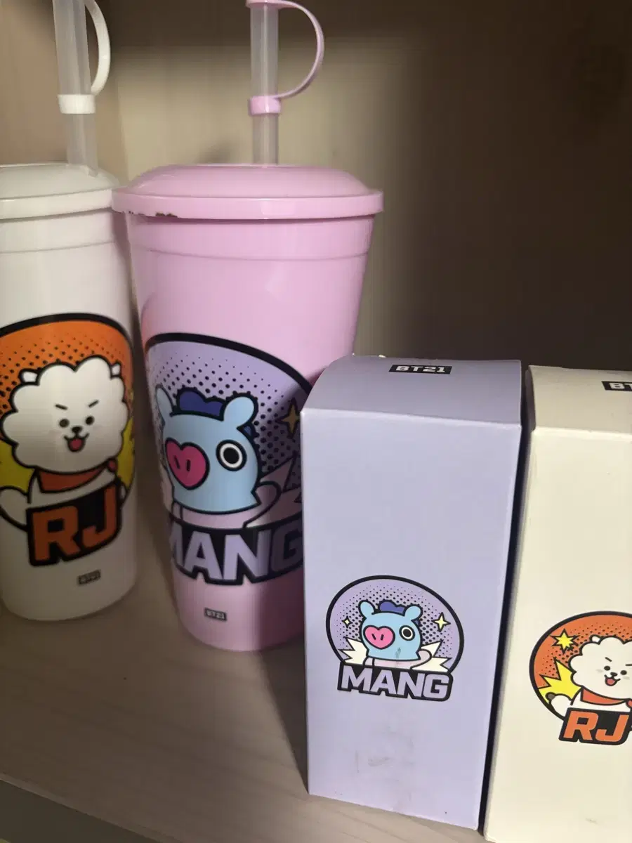 BT21 컵 판매