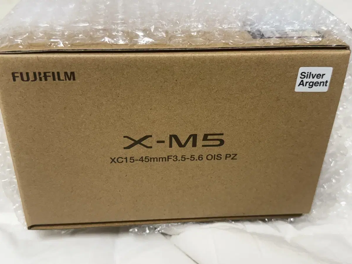 FUJIFILM X-M5 Lens Kit Silver sealed New Product (Body + XC15-45 Lens)