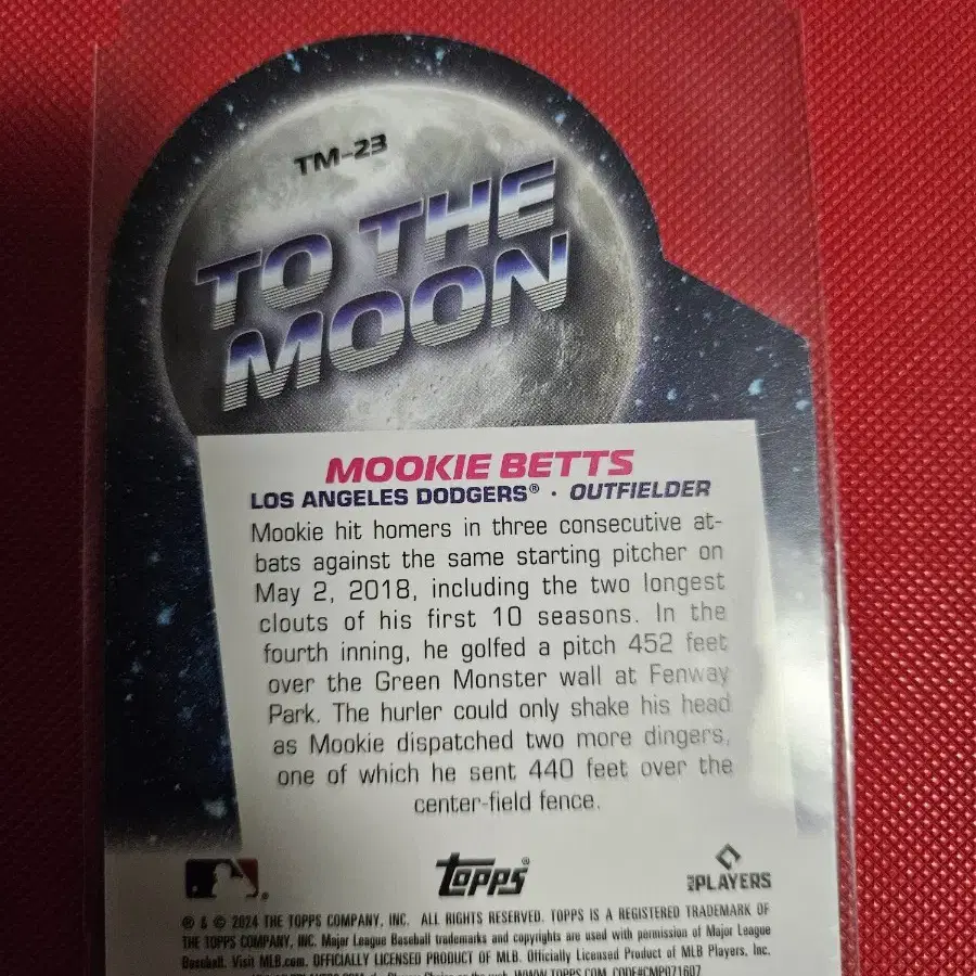 무키 베츠 2024 Topps To The Moon 인서트 카드