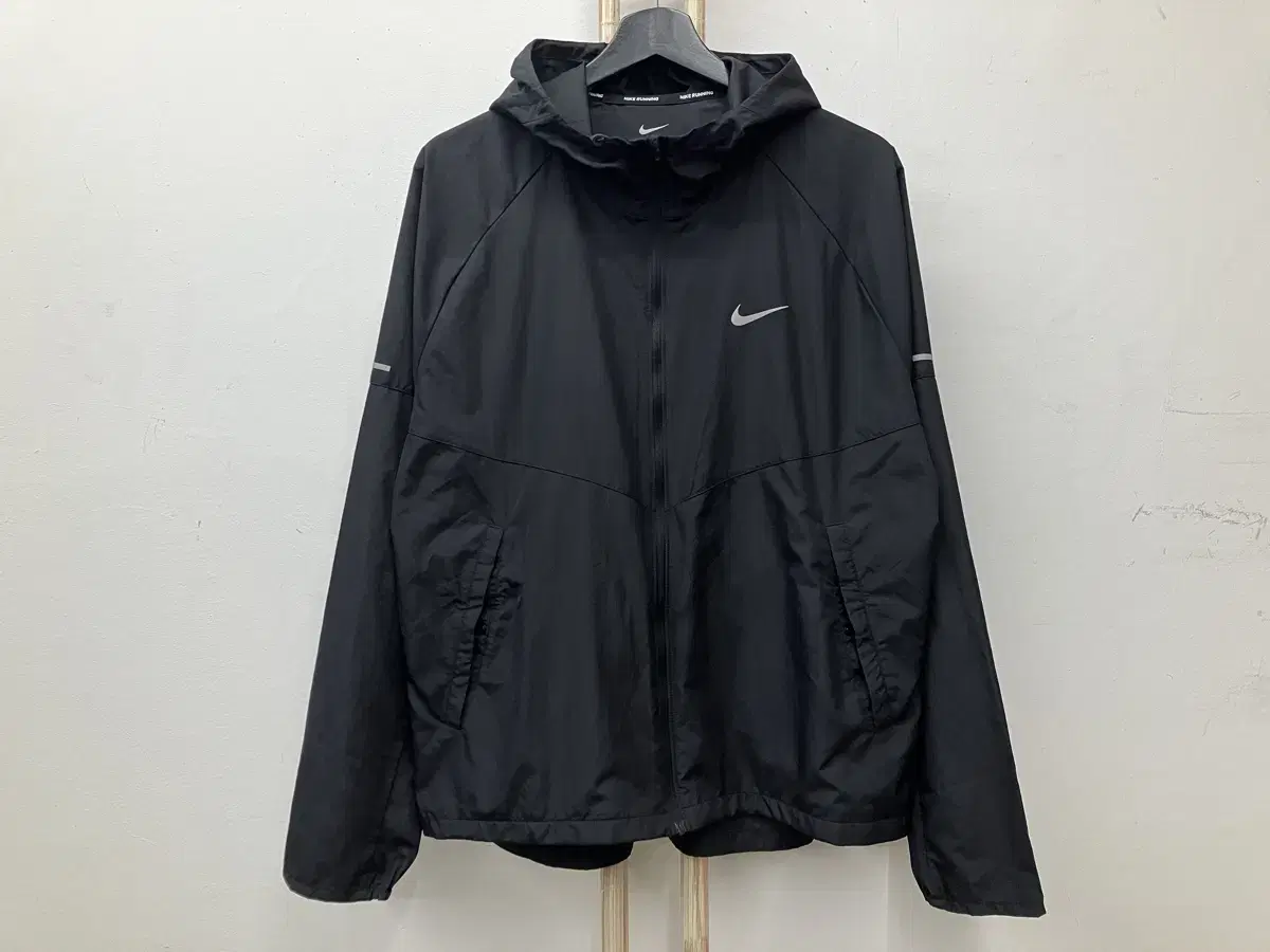 2 나이키(NIKE) 바람막이 105(XL)