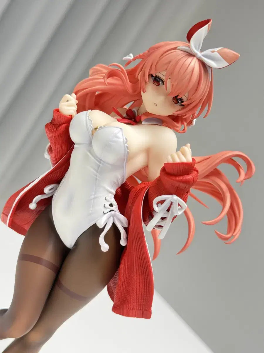 Otakutoise White Rabbit-chan Bunny Girl 1/7 Resin Statues