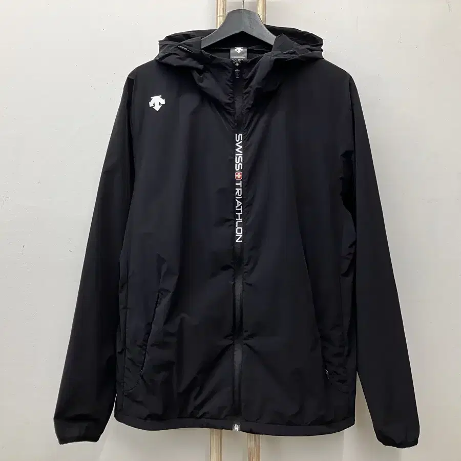 2 데상트(DESCENTE) 바람막이 110(2XL)