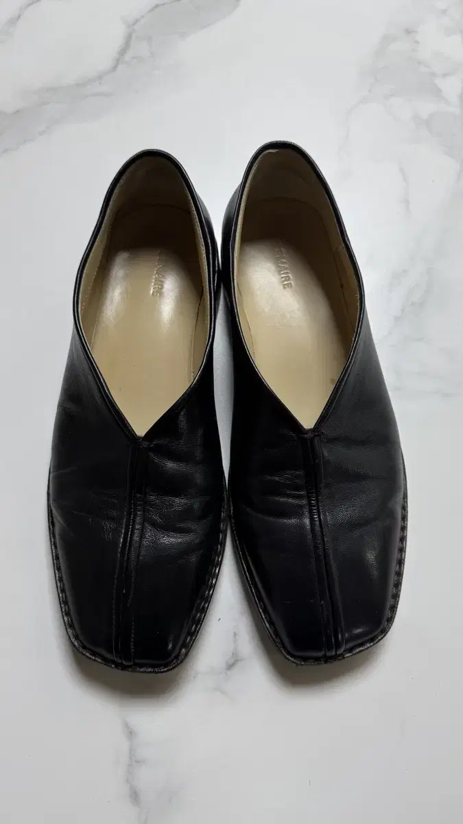 43 L'Hermès Flat Piped Loafer