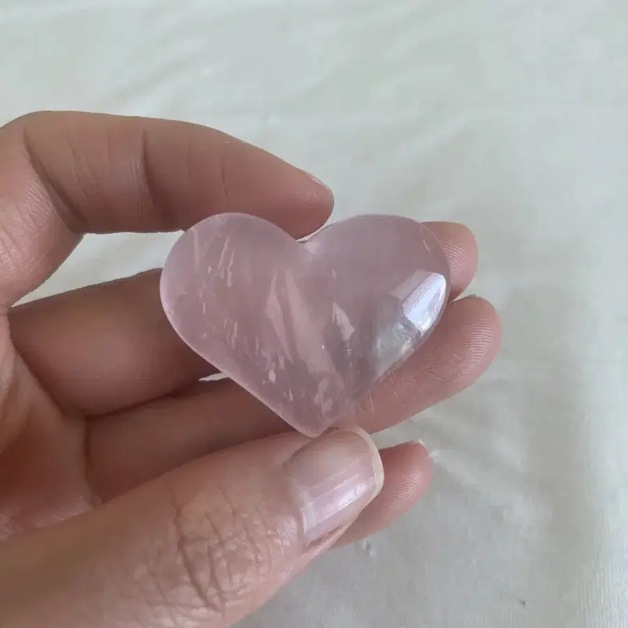 Mini rose quartz heart