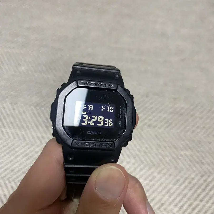 지샥 DW-5600BB