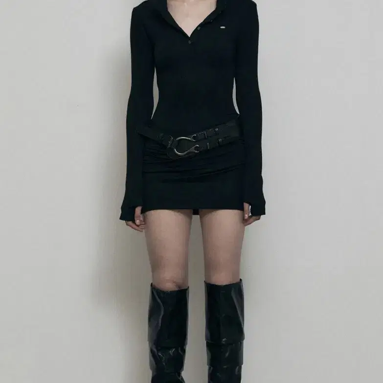 보헤미안서울 HOODED MINI DRESS BLACK