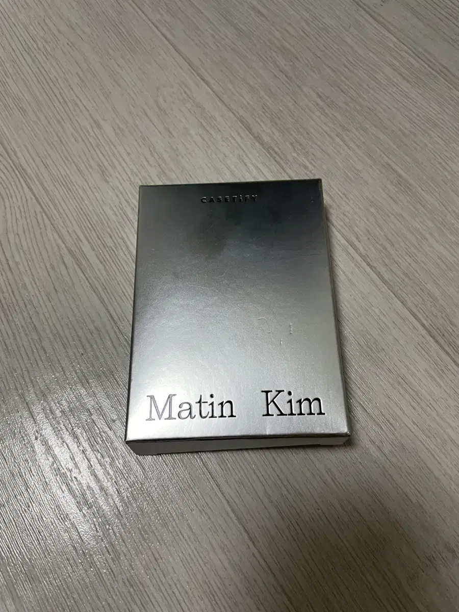 CASETIFY 아이폰 카드지갑 Matin Kim