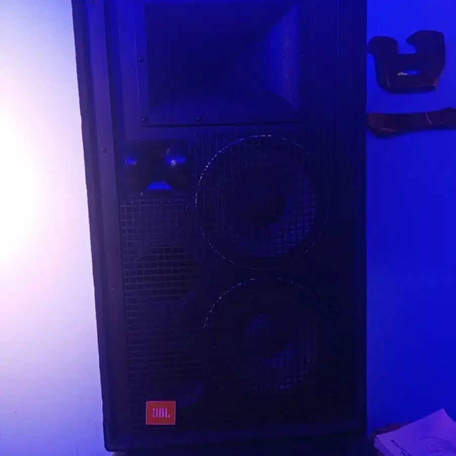 Jbl sr 4732A 스피커 판매합니다