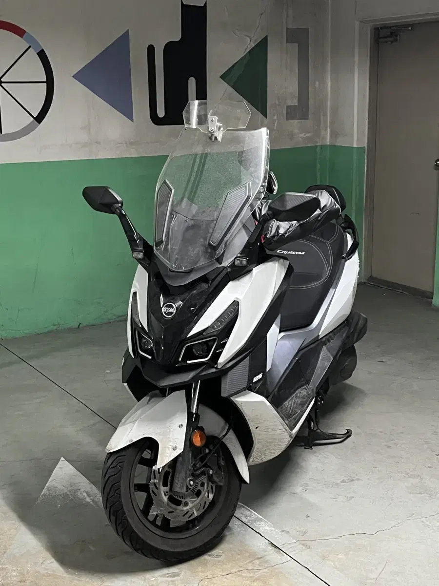 크루심 알파 22년식 125cc 스쿠터