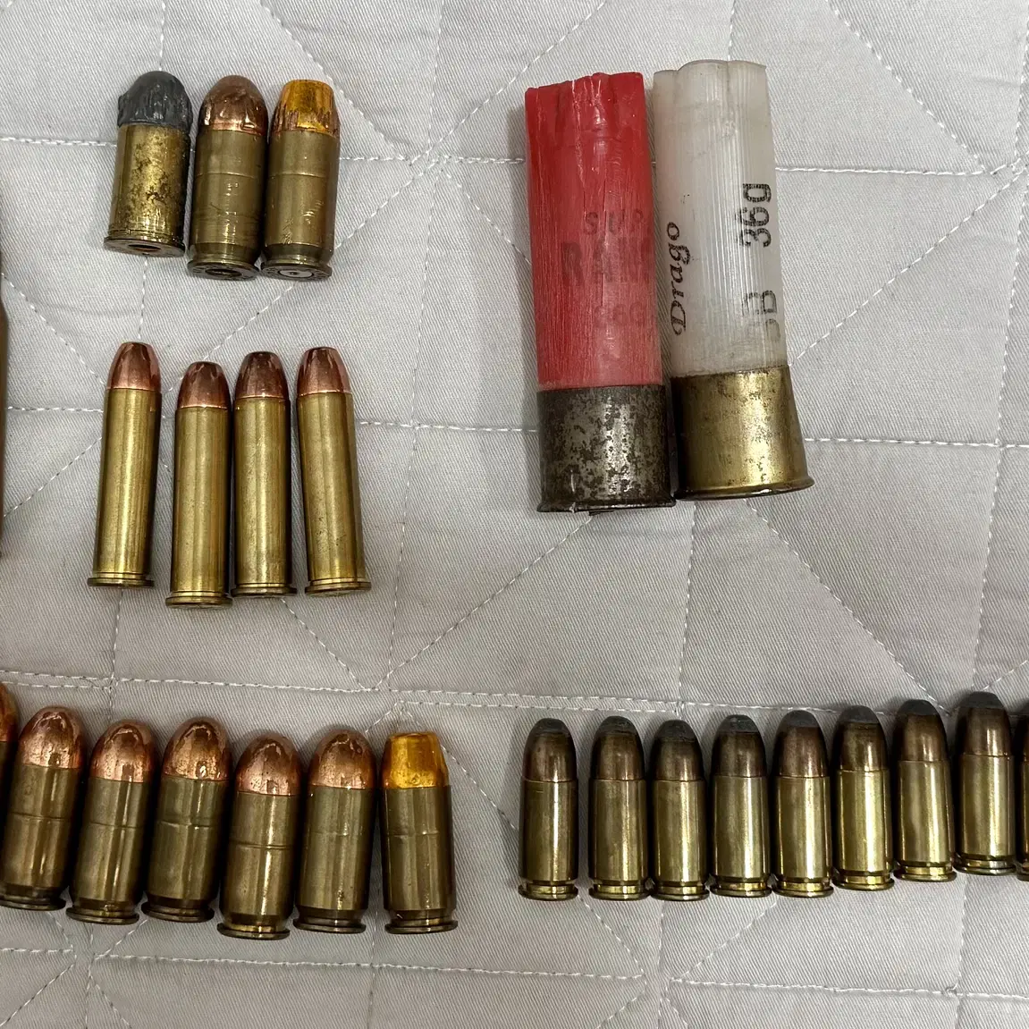 각종 더미탄(45ACP, 9mm다수,웨블리 등)일괄 13만원에 판매합니다