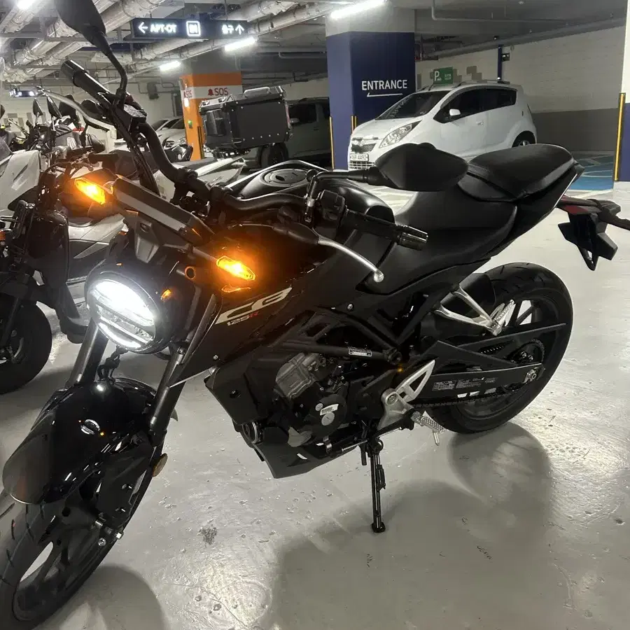 부산 cb125r 24년식