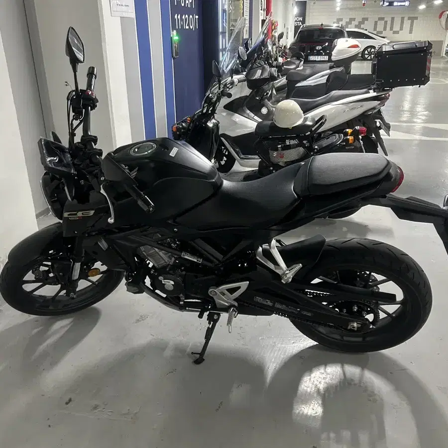 부산 cb125r 24년식