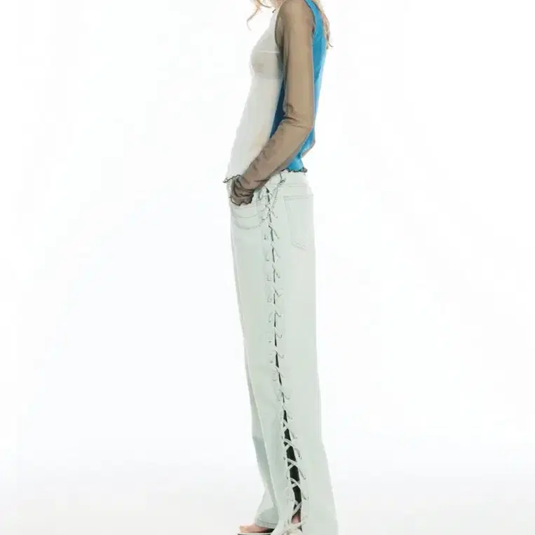 [CERRIC]세릭 SIDE EYELET JEANS