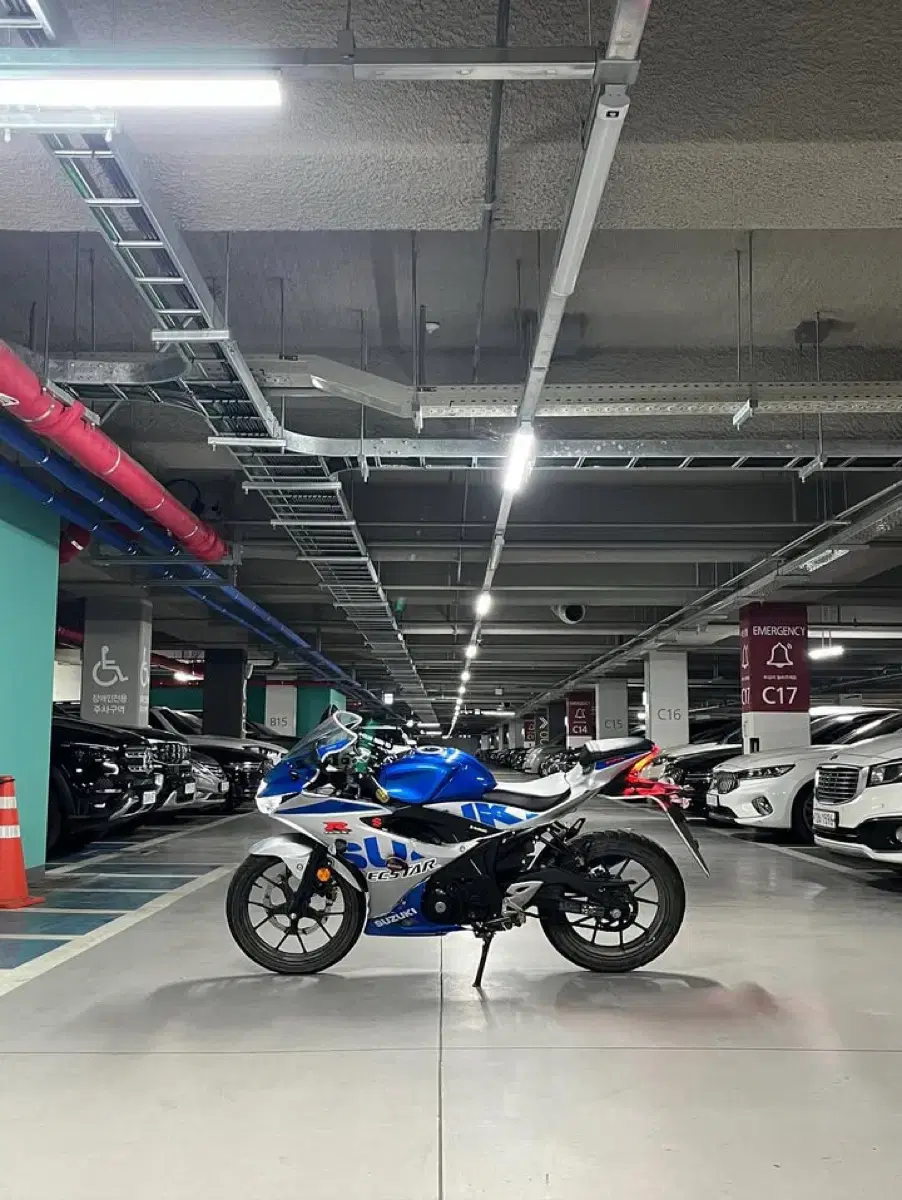 스즈키 gsx-r125