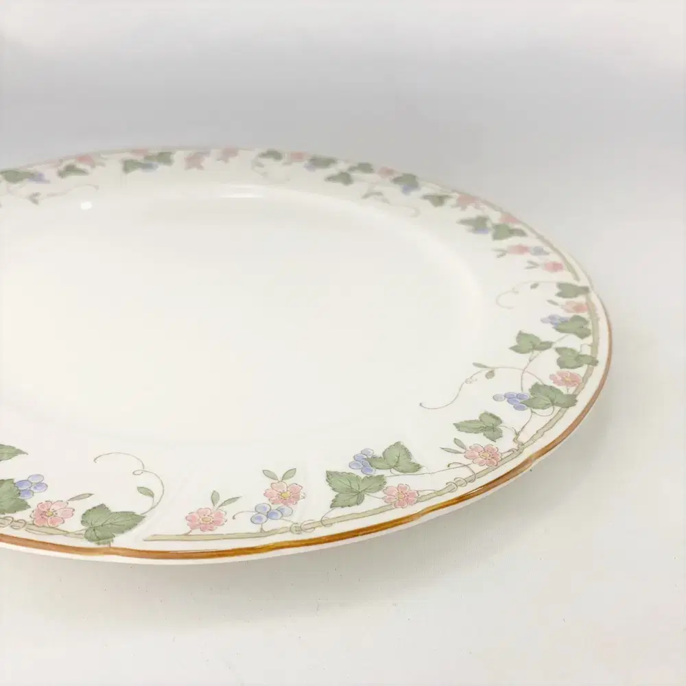 NORITAKE 노리타케 크래프톤 스칼럽 접시 GM A032(KM256)