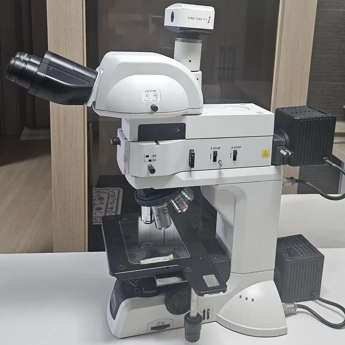 Nikon Eclipse LV100D Microscope