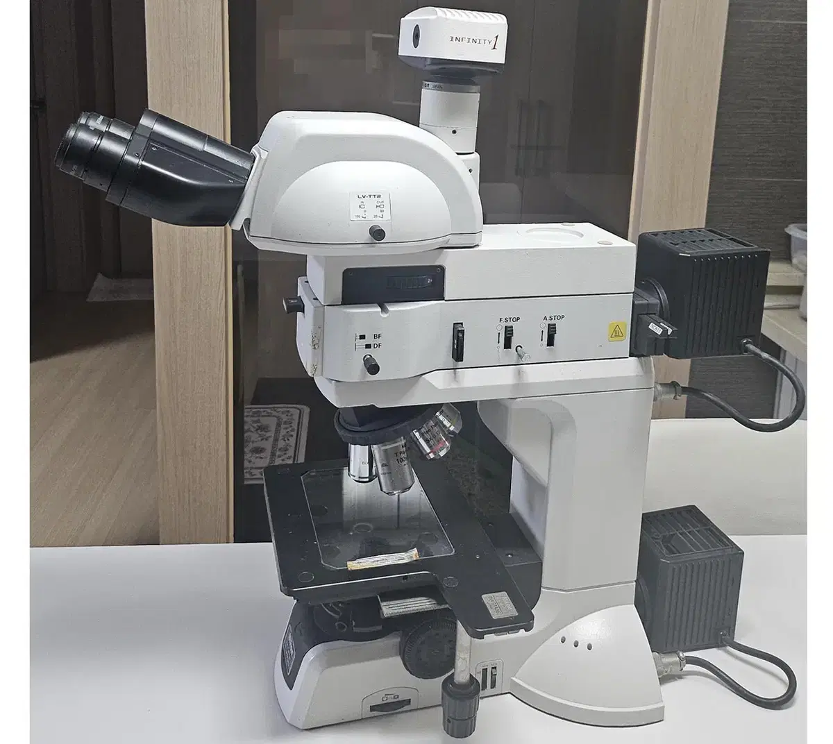 Nikon Eclipse LV100D Microscope