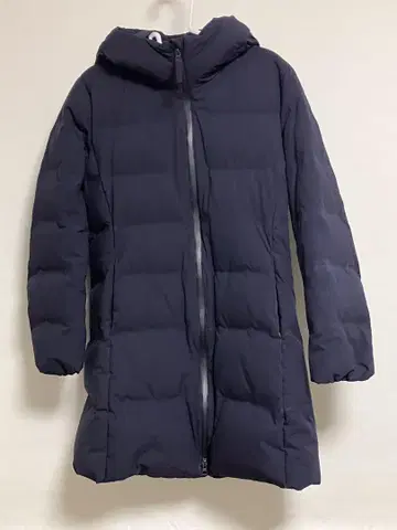 유니클로 유니클로 심리스 다운 코트 네이비 여성용 여성 사이즈 M사이즈