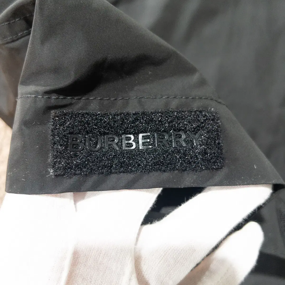 Burberry 버버리 새상품 남성 후드 바람막이 자켓 52/빈티지홍