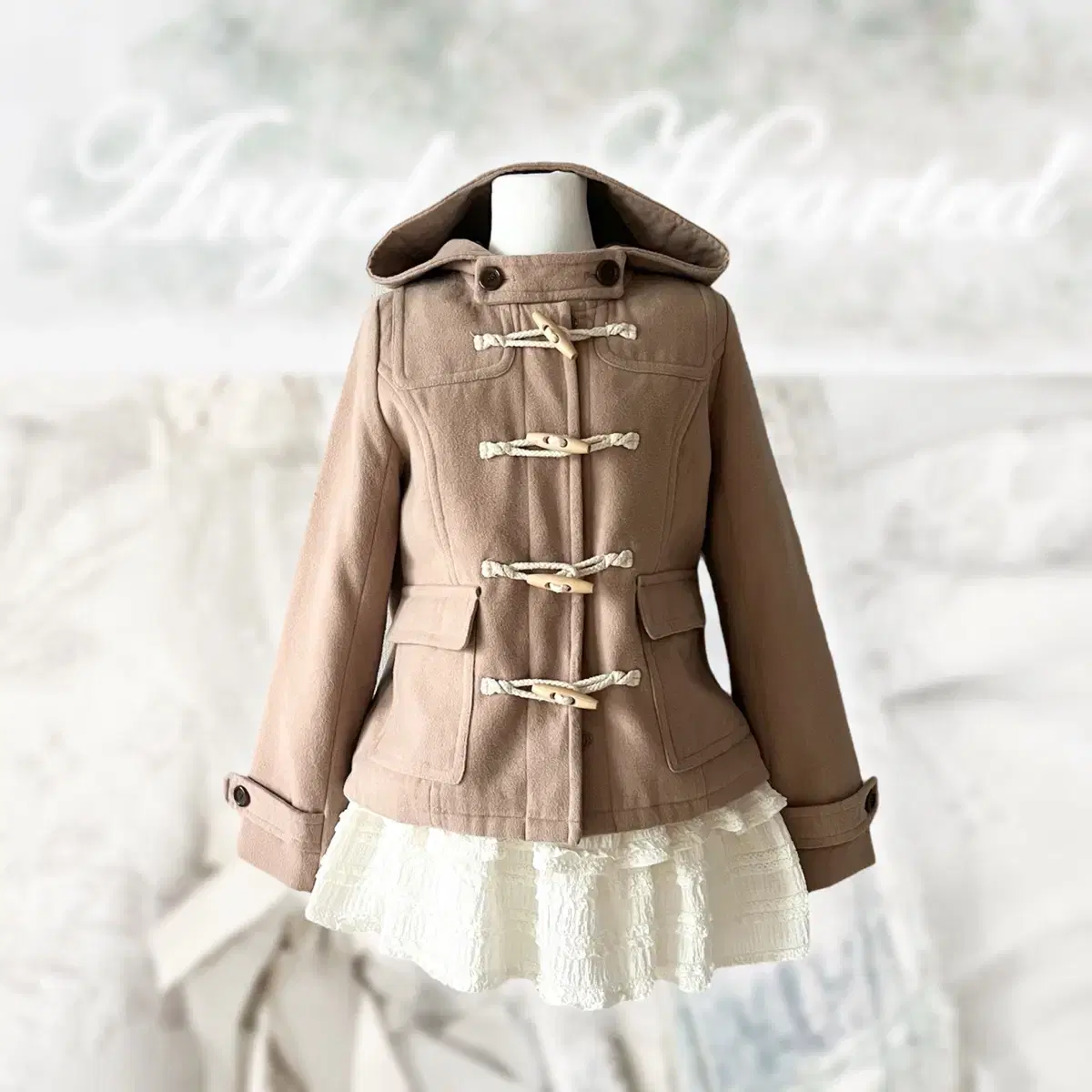 Ingni beige hood duffle coat