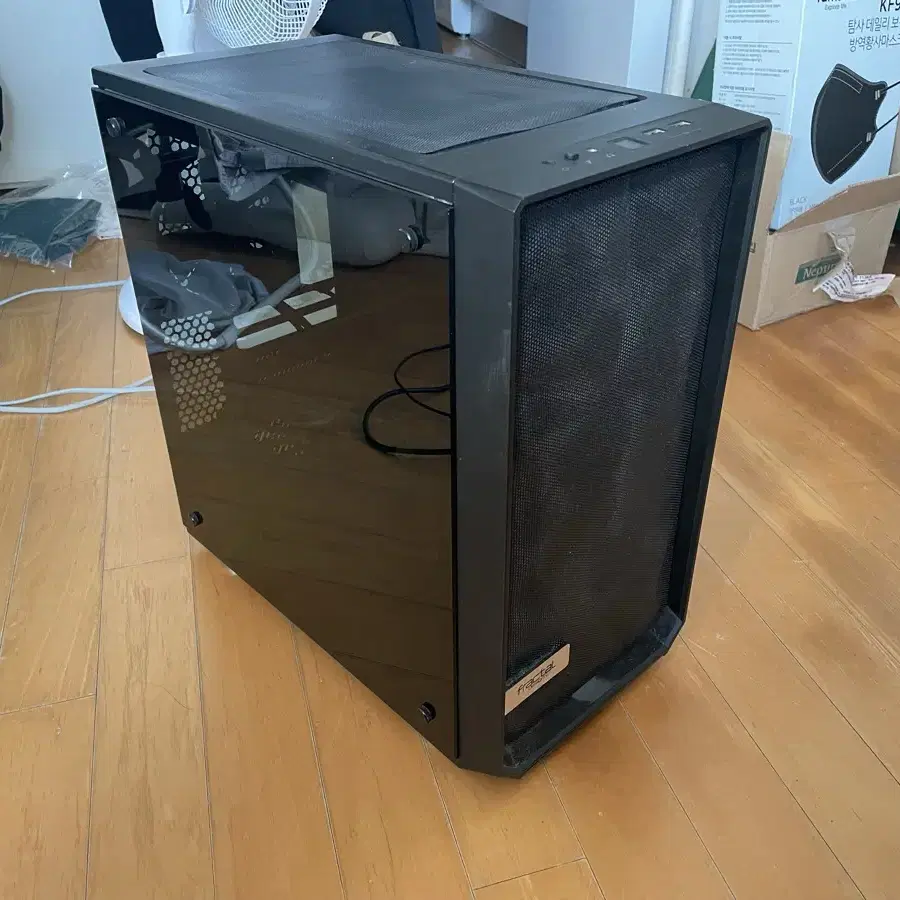 Fractal Design Meshfiy2 mini Dark PC케이스