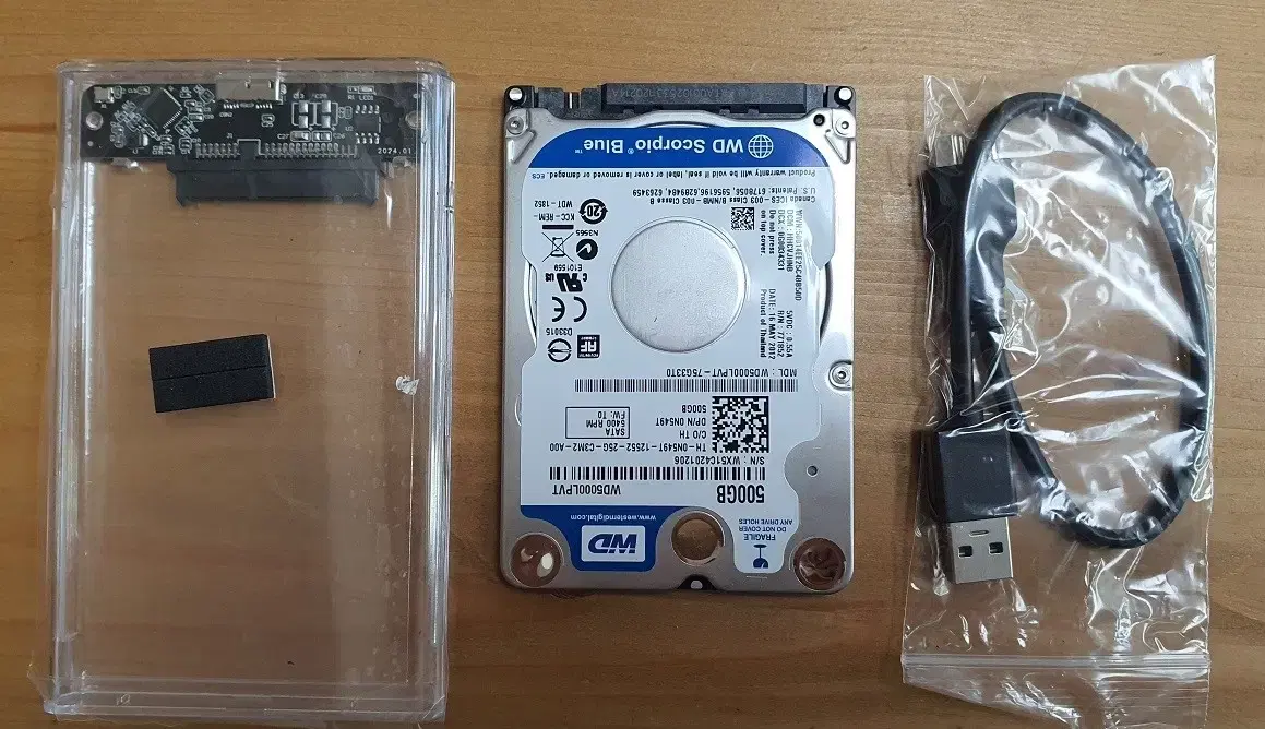 USB처름 사용 가능한 WD 500G HDD(HM641JI)와 외장하드