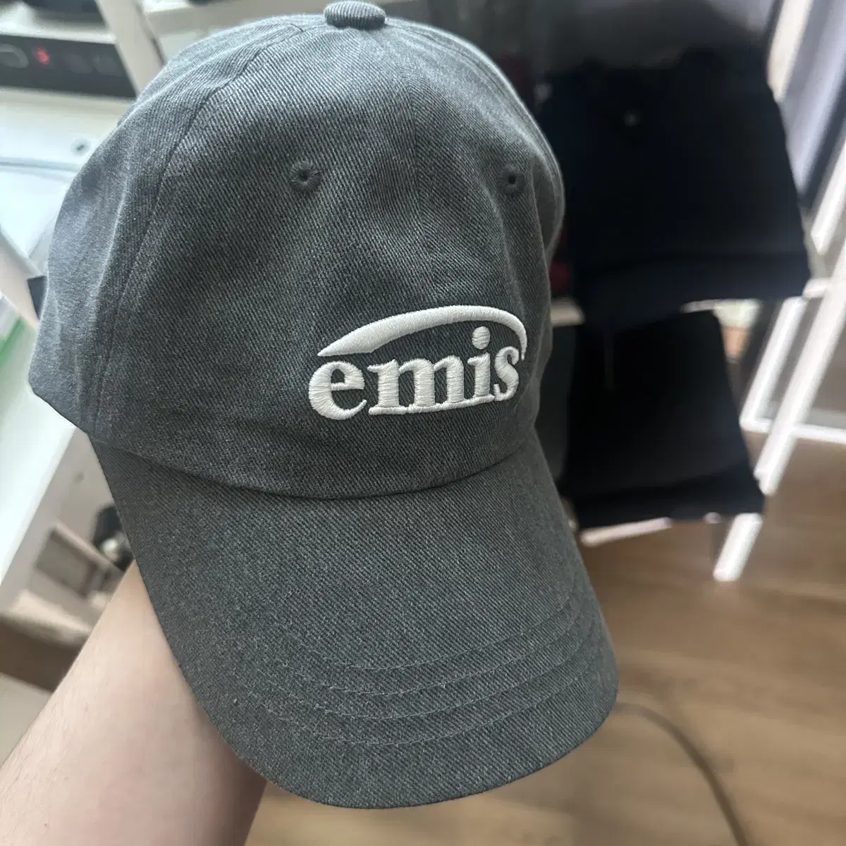 emis 볼캡 이미스 피그먼트 블랙