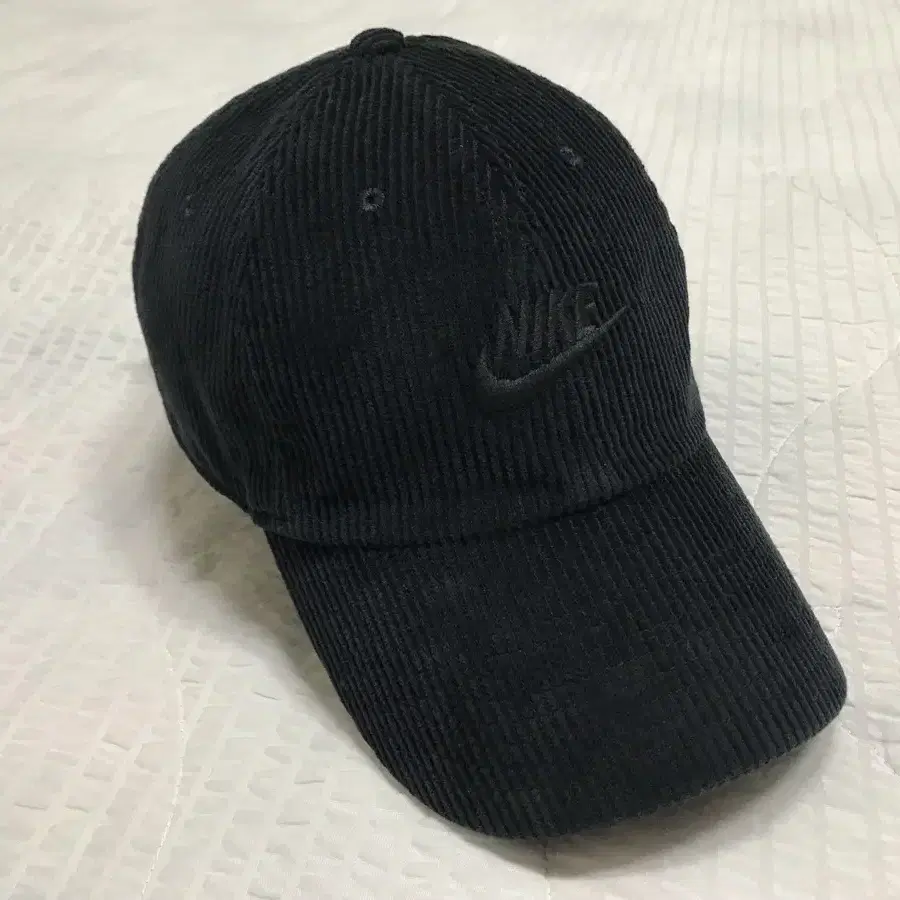 나이키 헤리티지86 코듀로이 골덴 검정색 모자 볼캡 야구 모자 nike