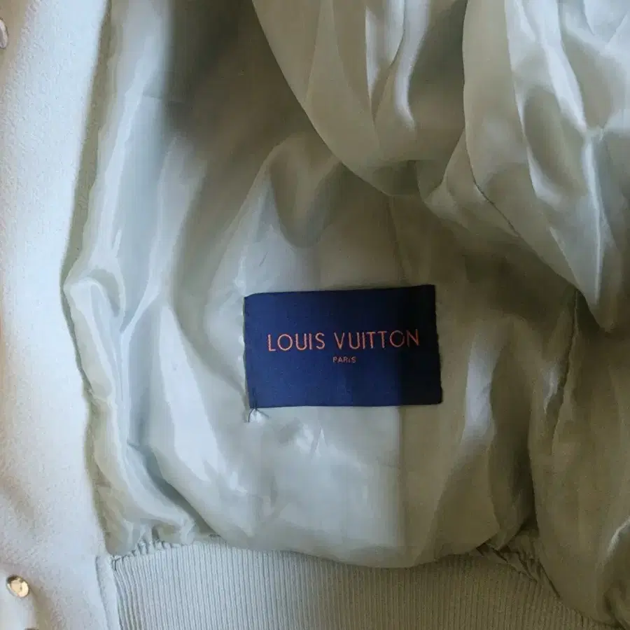 LOUIS VOITTON JACKET 팝니다