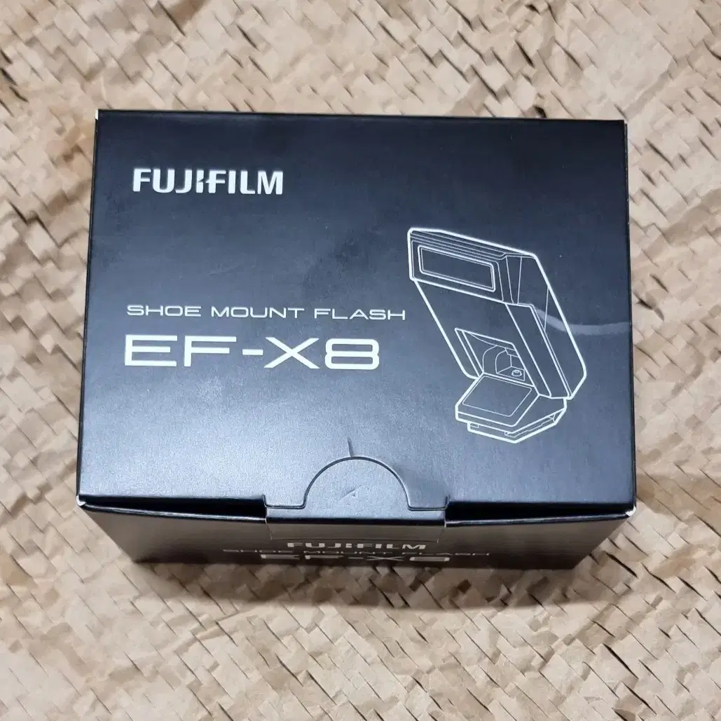 후지 EF-X8