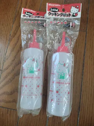 산리오 헬로키티쿠킹포트 240ml 2병 세트 미사용 새상품 레트로